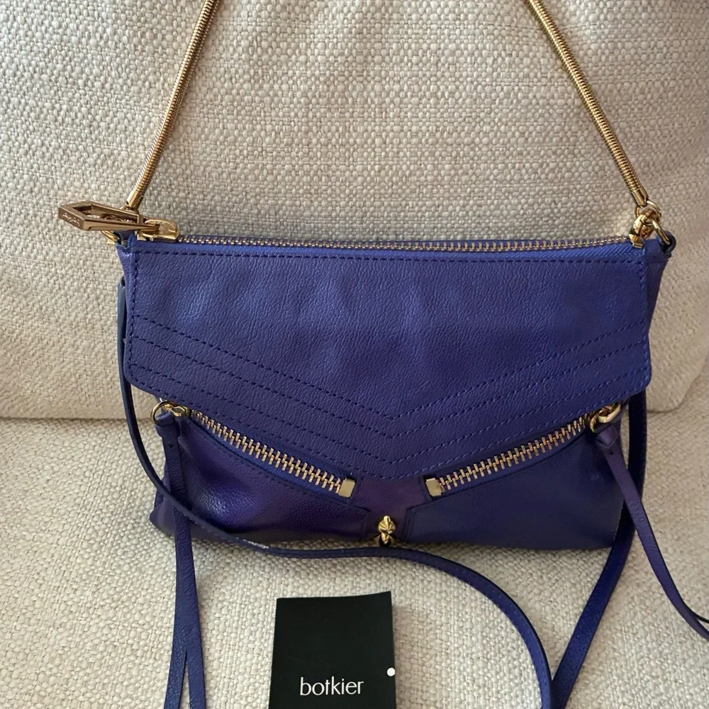 Botkier EUC Trigger Envelope Royal Blue Leather Crossbody Bag with Gold Accents - Picture 3 of 14
